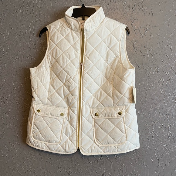 St. John's Bay Jackets & Blazers - St. John’s Bay lightweight vest ✨NWT✨
